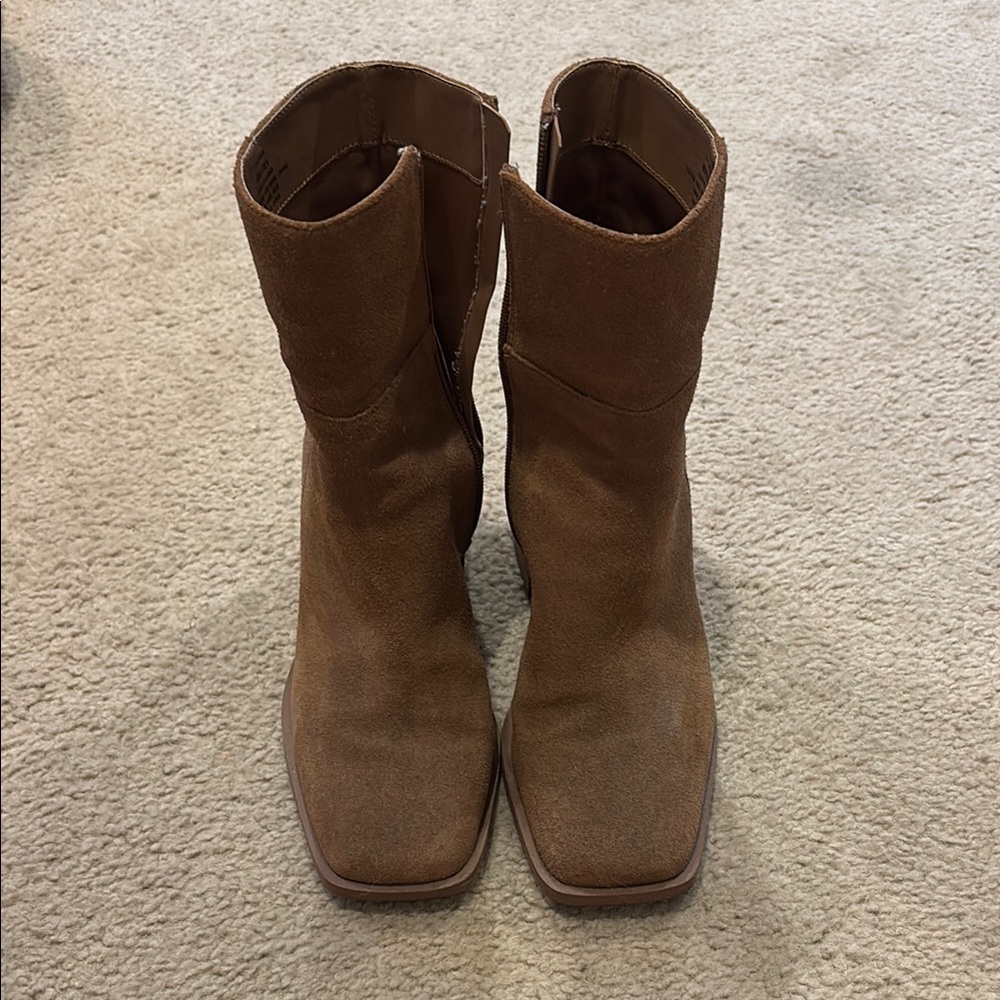 Crown Vintage Tan Ankle Booties